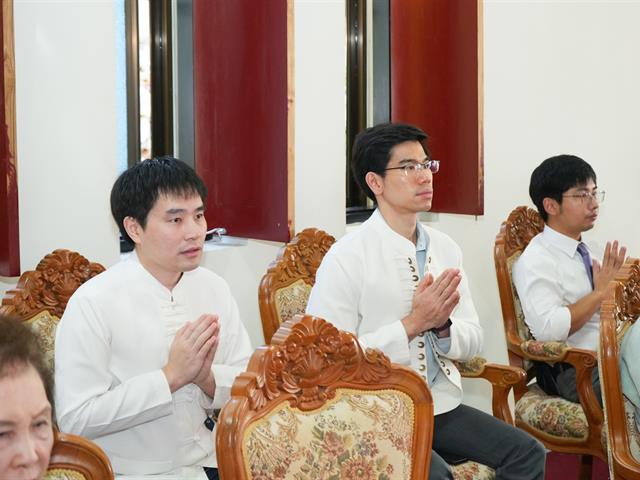 UPCC-681008A-0027_0.jpg